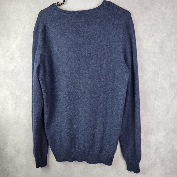 Club Room Luxury Men’s 100% Cashmere V-Neck Sweater Blue - Size M - Picture 2 of 7